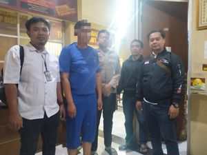 Terbongkarnya Perselingkuhan Pak Kades gegara Aniaya Pacar Gelap