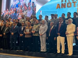Kapolri, Jaksa Agung hingga Ketua KPK Hadiri Peluncuran Buku Anotasi KUHAP