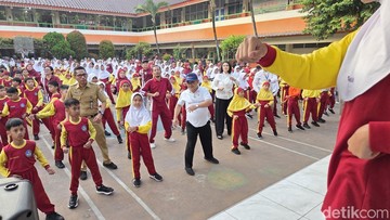 Mendikdasmen Cek MPLS SDN Jaksel Usai Teror Bom, Beri Trauma Healing
