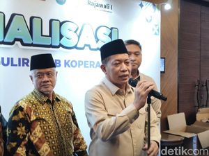 Menkop Perkuat Tata Kelola Tebu Lewat Kolaborasi Koperasi-Pabrik Gula