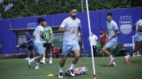 Ribuan Bobotoh Hadiri Latihan Persib Jelang Laga Tandang Kontra Persija