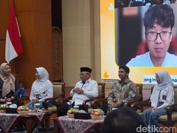 Mendikdasmen Lepas 100 Peserta Olimpiade Internasional: Kalian Pahlawan!