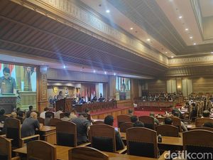 Ragam Catatan Fraksi Gerindra soal Sampah-Kabel Semrawut di Badung