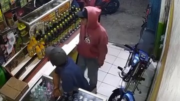 Pelaku Bersenjata Golok Ditangkap Usai Dua Kali Beraksi di Citeureup