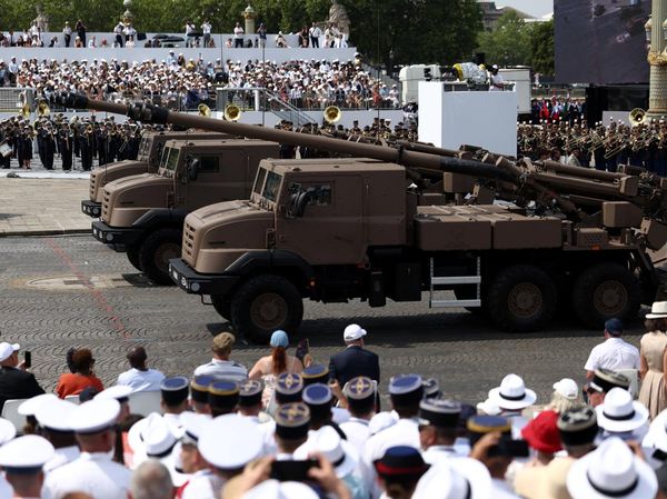 Euforia Hari Bastille di Tengah Demam Piala Dunia