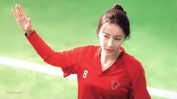 Dilraba Dilmurat dalam film Kung Fu Soccer (2026)