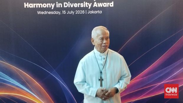 Kardinal Orlando Beltran Quevedo asal Filipina resmi didaulat sebagai peraih Harmony in Diversity Award 2026 dalam acara yang berlangsung di Hotel Kempinski, Jakarta, Rabu (15/7).