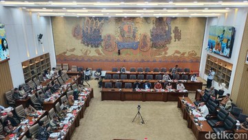 Menkop Paparkan Capaian 2025 di DPR: KDMP hingga Pertahankan Predikat WTP