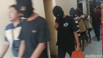 27 Pemerkosa Gadis di Sampang Komunikasi Via Grup WA