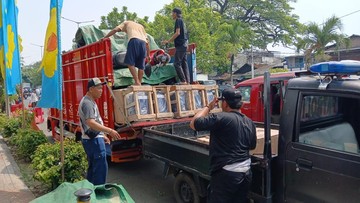 Polisi Gagalkan Penyelundupan 12 Motor Dikamuflase Perabotan ke Sumatra