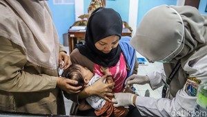 Posyandu Dekatkan Layanan Kesehatan Ibu dan Anak di Rusun Dakota