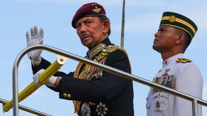 Raja Terlama Berkuasa di Dunia Genap 80 Tahun, Sultan Brunei Rayakan Hari Bersejarah dengan Parade Megah
