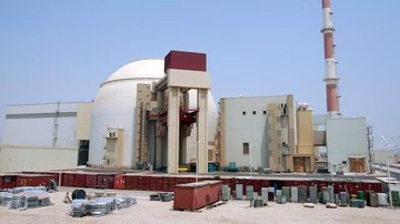 Memanas, AS Bombardir Kota Pembangkit Nuklir Iran