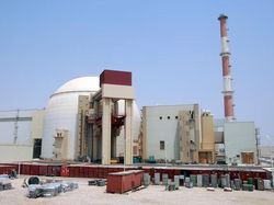 Memanas, AS Bombardir Kota Pembangkit Nuklir Iran