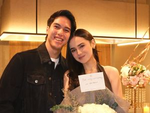 8 Foto Dinner Romantis Ultah ke-26 Syifa Hadju, Perdana Rayakan Bareng Suami