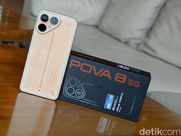 Unboxing Tecno Pova 8 5G: Desain Futuristik dengan Alive Matrix Display