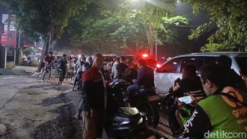 BBM Langka di Medan, Warga Antre Berjam-jam di SPBU