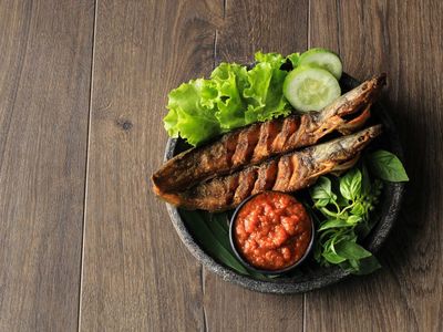 10 Pecel Lele Enak di Jakarta, Lauknya Melimpah Mulai Rp 15 Ribuan!