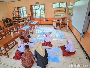 Menjaga Asa Literasi di Sekolah Pelosok Ciamis