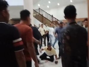 Baku Hantam Kader di DPRD Riau, Golkar: Memalukan!