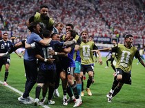 Inggris Vs Argentina: Menang Dramatis 2-1, Lionel Messi Cs ke Final