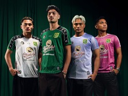 Persebaya Kenang Eri Irianto Lewat Jersei Pramusim 2026 Bernuansa Klasik
