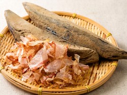 Kenapa Katsuobushi Keras seperti Kayu? Begini Proses Pembuatannya