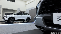 Komparasi Harga Xforce Hybrid vs Honda HR-V Hybrid Cs