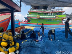 Nelayan Juwana Siap Melaut Lagi Usai Solar Khusus Turun Jadi Rp 15 Ribu