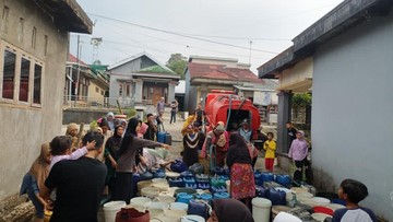 3 Juta Liter Air Bersih Disalurkan ke Wilayah Kekeringan di Jateng