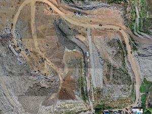 TPA Antang Makassar Dibenahi, Sampah Ditimbun Tanah demi Kurangi Bau-Hama