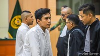 Sidang Vonis Pembunuhan Kacab Bank Ilham Ditunda
