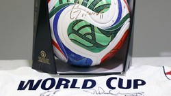 Video: Christies Gelar Lelang Amal Online Memorabilia Piala Dunia 2026