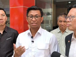 Roy Suryo Dilaporkan ke Polres Jaksel soal Dugaan Pencemaran Nama Baik