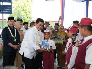 Temui Warga Lahat, Wamentrans Dorong Rehabilitas Sekolah-Sertifikasi Lahan