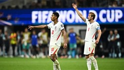 Rooney Terpukul, Harusnya Inggris Tampil Lebih Baik