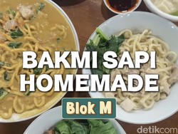 Video Bakmie Homemade Sapi Sichuan hingga Ayam Kampung di Blok M