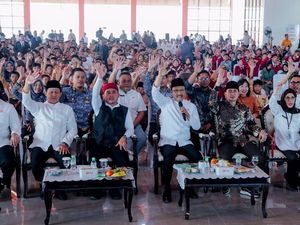 Di Depan Mensos, Ortu Siswa Sekolah Rakyat Pasuruan Ucapkan Ikrar Mandiri
