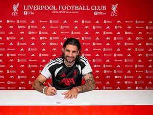 Szoboszlai Teken Kontrak Baru di Liverpool