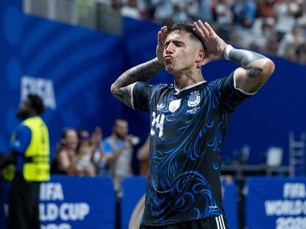 Peremajaan Lini Tengah Man City Senilai Rp 7,7 Triliun
