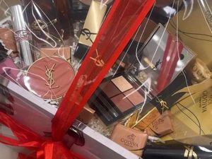 Kisah Viral Wanita Hampir Cerai, Suami Kasih Hadiah Makeup YSL ke Wanita Lain