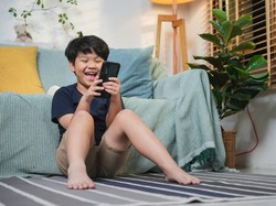 Cara Efektif Atasi Anak Kecanduan Gadget Menurut Pakar