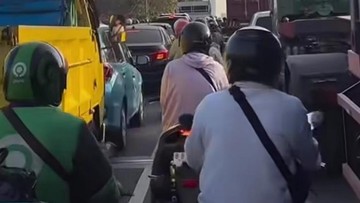 Ada Pengecoran Jalan, Flyover Rawa Buaya Jakbar Macet