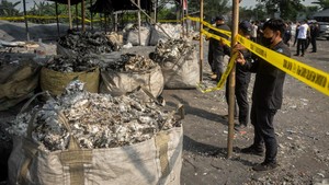 KLH Segel Peleburan Aluminium Ilegal di Tangerang