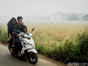 Hidup Dikepung Dampak Beracun TPA Jatiwaringin