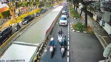 Ada Perbaikan Jalan, Lalin di Jl Kebon Sirih Arah Tugu Tani Jakpus Macet