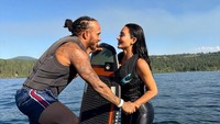 Lewis Hamilton Go Public Pacaran di IG, Pamer Mesra dengan Kim Kardashian