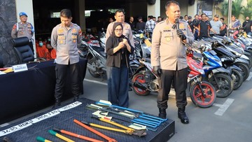 2 Pembobol Toko Sepatu di Bekasi Dicokok, Pelaku juga Garong 2 Minimarket