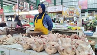 Pedagang di Kota Malang Sebut Harga Ayam Melonjak Usai MBG Jalan Lagi