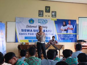 Satlantas Polres Blitar Kota Ajak Siswa Baru Patuhi Lalu Lintas